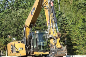 Baumaschine - CATERPILLAR - CAT MH 3024